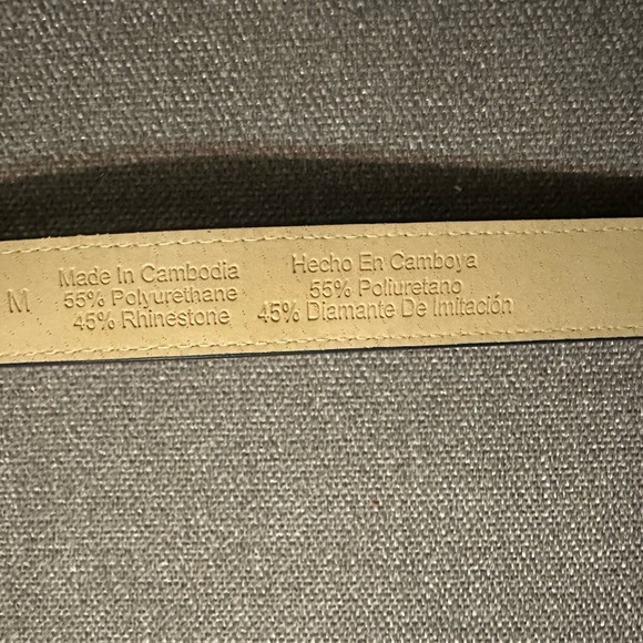 Black and Silver Women's Belt - Picture 3 of 3